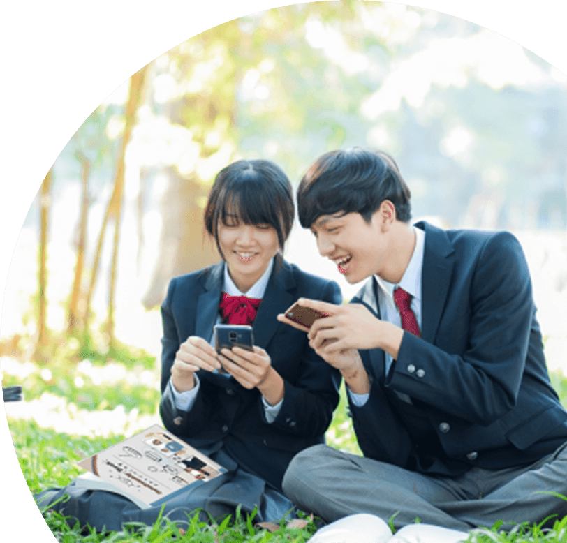 中高生の男の子と女の子