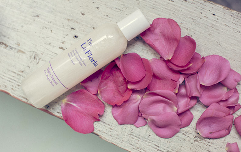 華やかな薔薇の香りのアイム ラフロリア デリケートボディウォッシュ